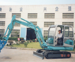 生长历程-走进山河-4166全球赢家的信心之选装备集团